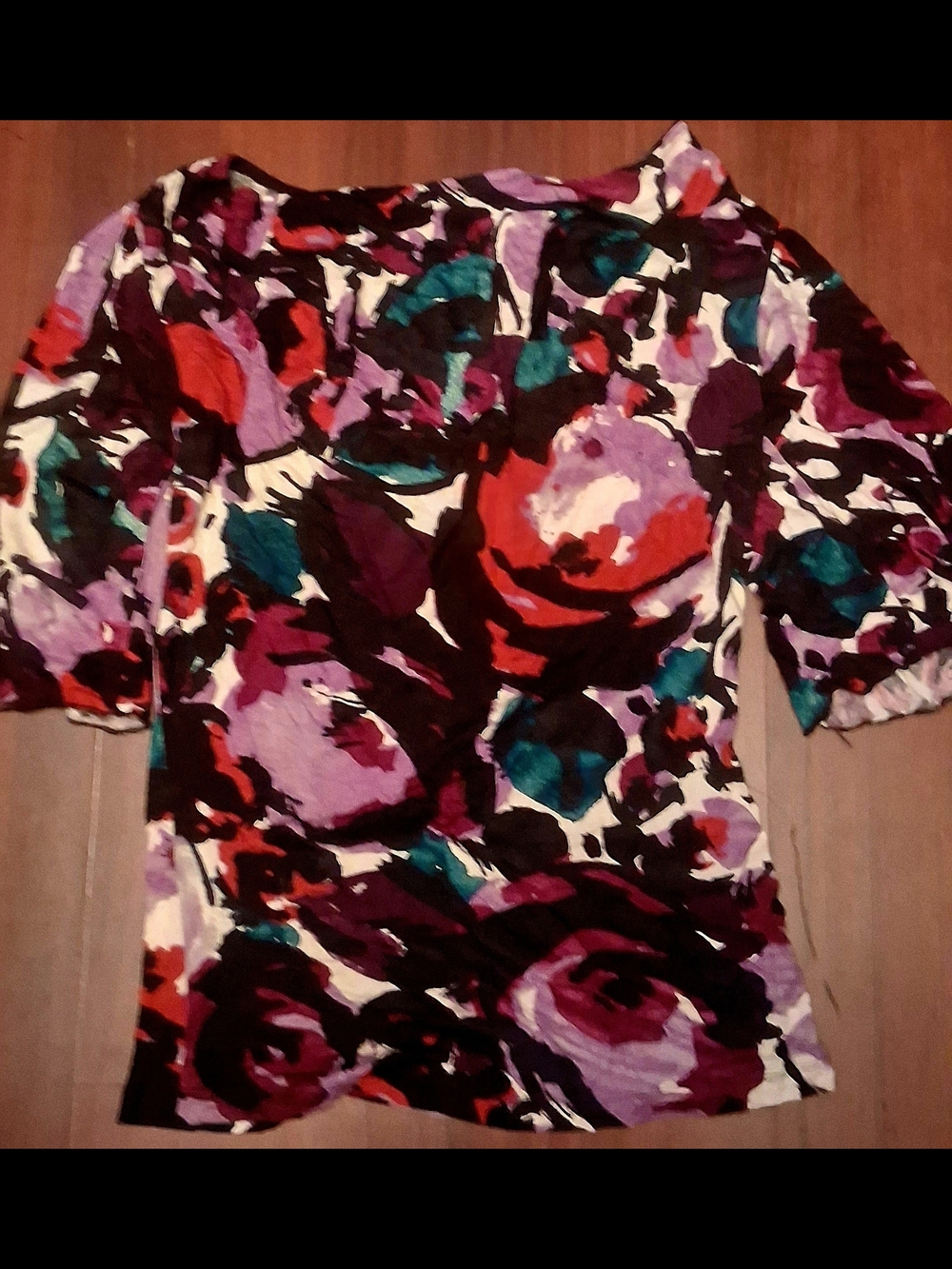 Abstract Floral Puff-Sleeve Blouse in Multi-Color